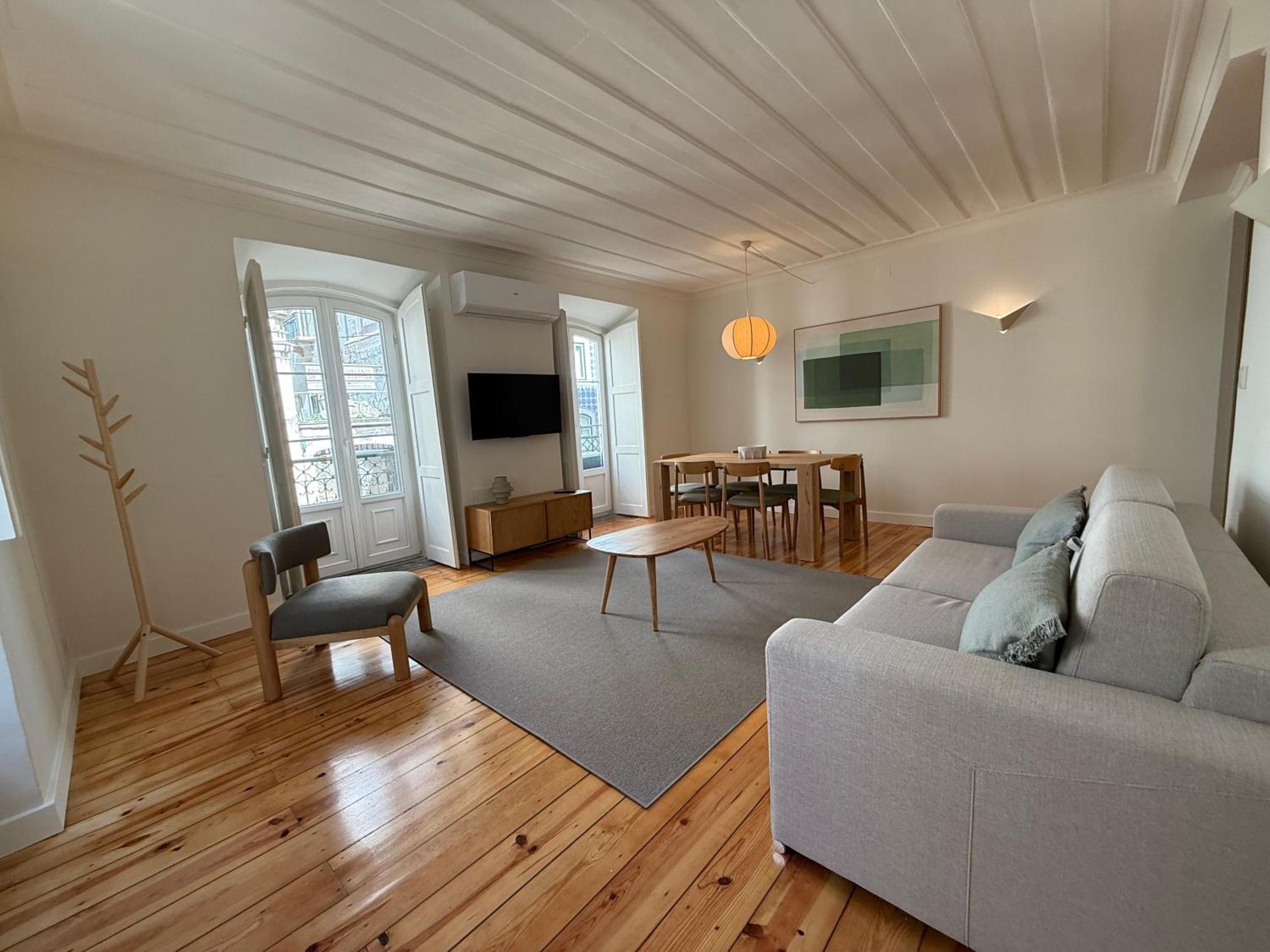 C1 Remodeld Beautiful Charming 2Br Apartment - Bairro Alto Лиссабон Экстерьер фото
